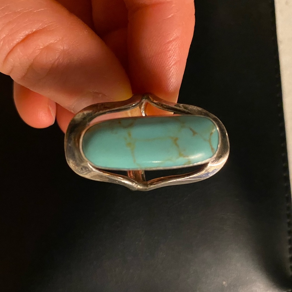 Sterling Silver and Turquoise Ring - Size 8 - Picture 2 of 4